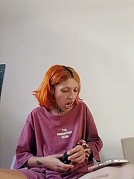 Snapshot of littledoll_juicy chatting on March 16, 9:26 pm littledoll juicy online show from March 16, 9:26 pm