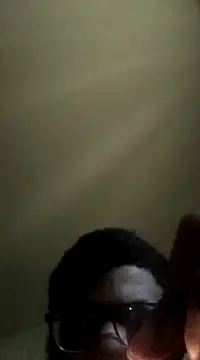 dvaughn3117 online show from February 4, 7:22 pm