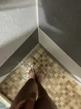 Snapshot of mylovetr1 chatting on January 30, 4:58 am mylovetr1 online show from January 30, 4:58 am