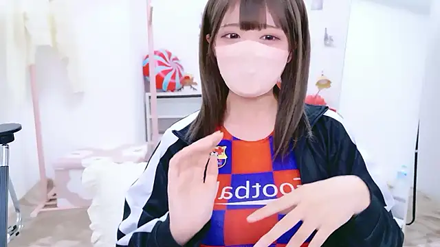 Snapshot of aki_zzz chatting on June 12, 12:15 pm aki zzz online show from June 12, 12:15 pm