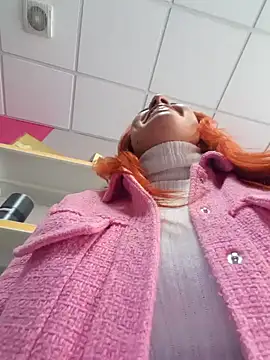 Snapshot of alexxxa69 chatting on March 13, 9:21 am alexxxa69 online show from March 13, 9:21 am