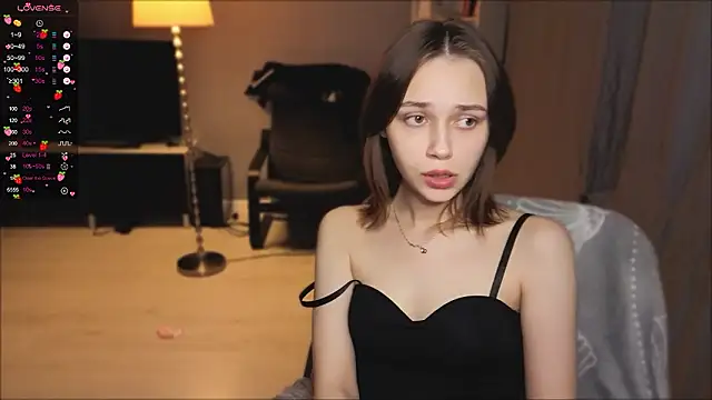 SweetLinaa online show from March 15, 12:05 am