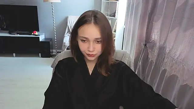 SweetLinaa online show from June 27, 8:08 am