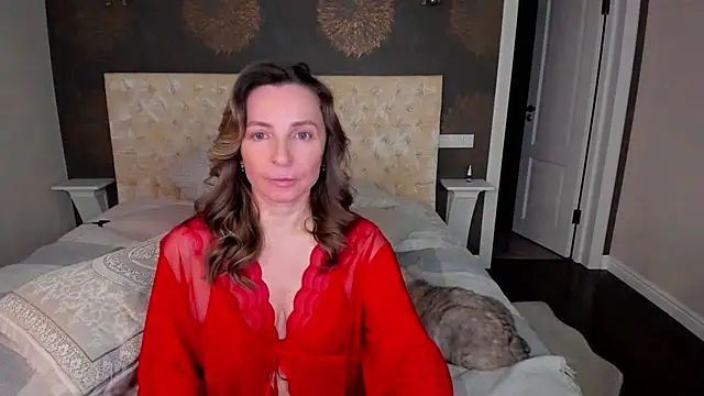 Snapshot of AllisonWilliams chatting on January 19, 7:58 pm AllisonWilliams online show from January 19, 7:58 pm