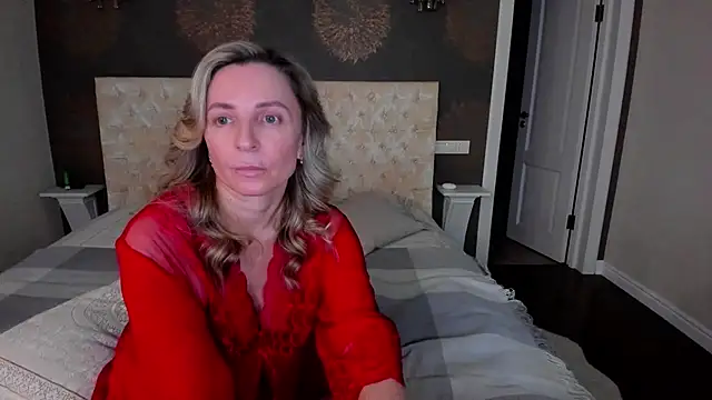 Snapshot of AllisonWilliams chatting on February 26, 6:11 pm AllisonWilliams online show from February 26, 6:11 pm