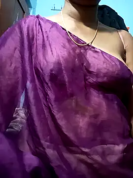 Snapshot of Tamillminnal chatting on February 10, 1:11 pm Tamillminnal online show from February 10, 1:11 pm