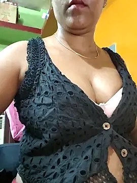Snapshot of Tamillminnal chatting on September 10, 5:24 pm Tamillminnal online show from September 10, 5:24 pm