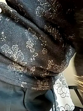 miaomiao520 online show from December 16, 7:37 am