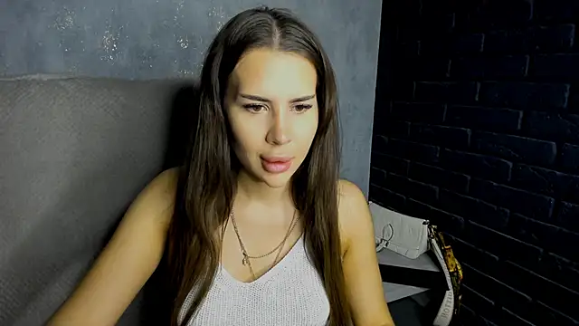 SuraMune online show from April 8, 10:21 pm