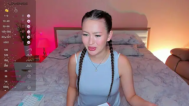 skinny sissss online show from November 5, 11:32 am