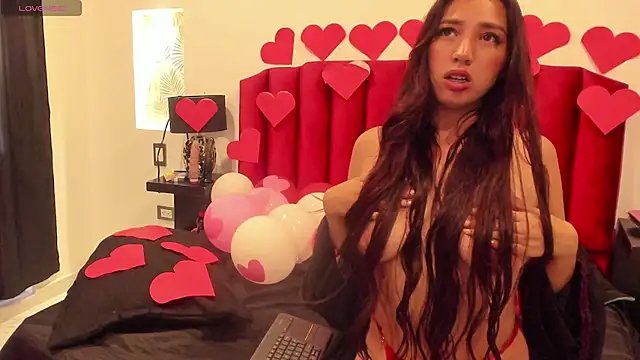 Snapshot of Violeta_Roa chatting on February 12, 4:22 pm Violeta Roa online show from February 12, 4:22 pm