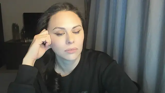 MollyCheiz online show from January 13, 1:16 pm