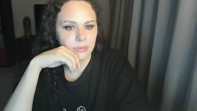 MollyCheiz online show from June 26, 10:03 pm
