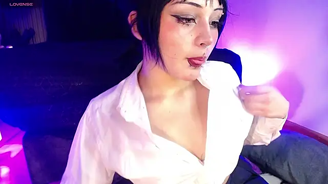 honney dark online show from January 15, 2:38 am