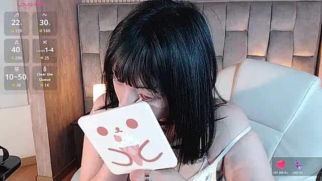 honney dark online show from February 24, 12:03 pm