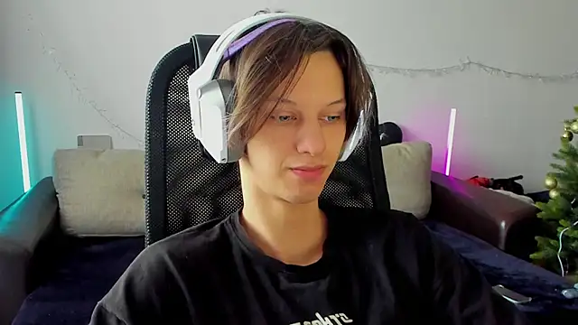 Ostin meow online show from January 8, 6:16 am