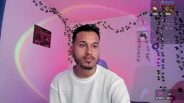 Snapshot of Raf_brunette chatting on December 14, 11:50 am Raf brunette online show from December 14, 11:50 am