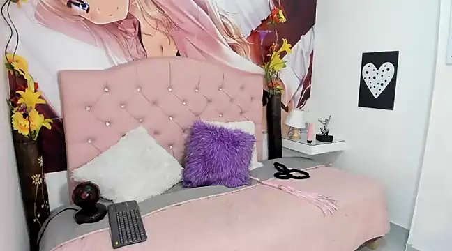 Bonnie-Kim online show from December 6, 10:19 pm