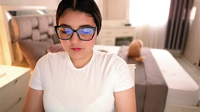 Camilaa bueno online show from October 30, 8:09 pm