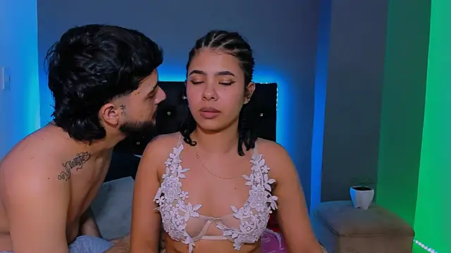 Snapshot of sharon_and_myke chatting on December 29, 5:53 am sharon and myke online show from December 29, 5:53 am