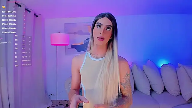 Ashley Reminton online show from January 7, 9:35 pm