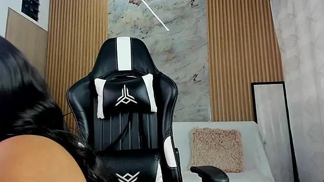 Any topless online show from March 4, 11:16 am