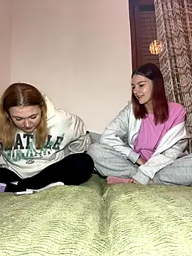 ella grays online show from October 20, 6:08 pm