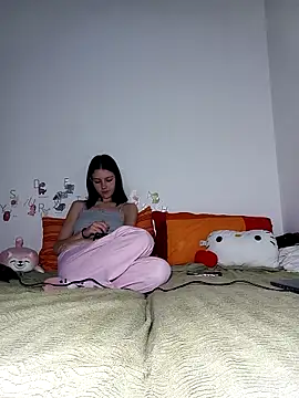 ella grays online show from March 26, 6:35 pm