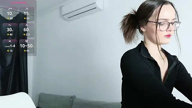 Snapshot of Pinky__Binky chatting on February 9, 2:29 pm Pinky  Binky online show from February 9, 2:29 pm