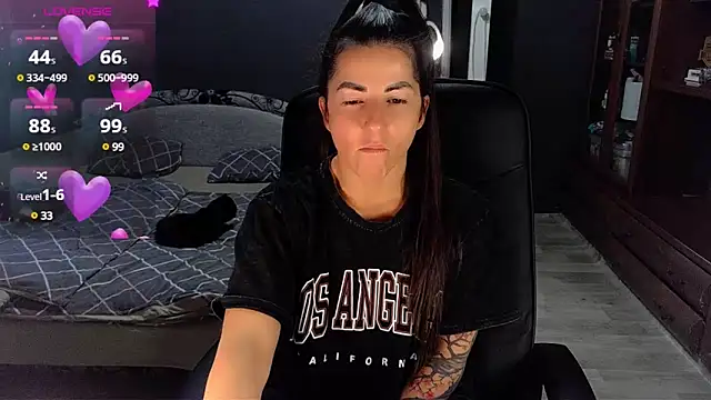 Snapshot of Aria_Dl chatting on December 23, 12:41 pm Aria Dl online show from December 23, 12:41 pm