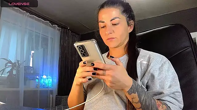 Snapshot of Aria_Dl chatting on January 28, 12:43 pm Aria Dl online show from January 28, 12:43 pm