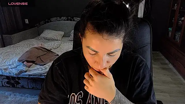 Aria Dl online show from September 10, 12:05 pm