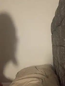 Snapshot of UKJuicyPrincess chatting on February 9, 5:01 pm UKJuicyPrincess online show from February 9, 5:01 pm