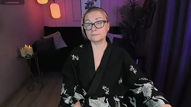 Snapshot of AlexandraKind chatting on January 20, 11:43 pm AlexandraKind online show from January 20, 11:43 pm