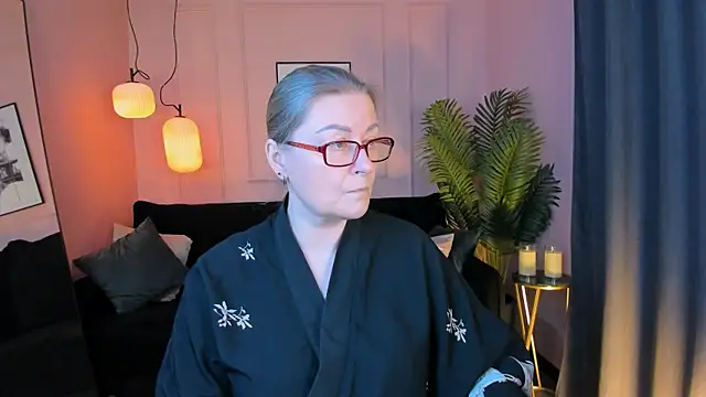 AlexandraKind online show from December 17, 1:28 pm