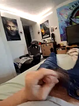 Snapshot of stev3w chatting on March 19, 6:24 am stev3w online show from March 19, 6:24 am