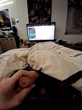 Snapshot of stev3w chatting on March 22, 1:08 pm stev3w online show from March 22, 1:08 pm