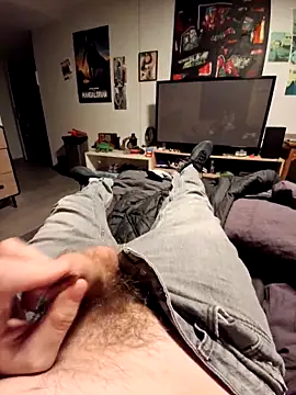 Snapshot of stev3w chatting on October 17, 5:21 am stev3w online show from October 17, 5:21 am