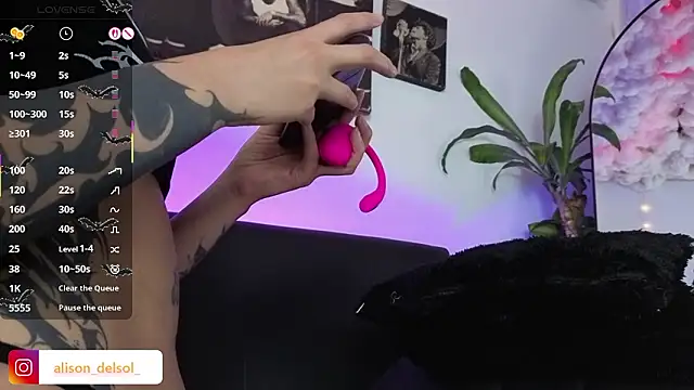 Alisson Wynter online show from January 18, 4:27 am