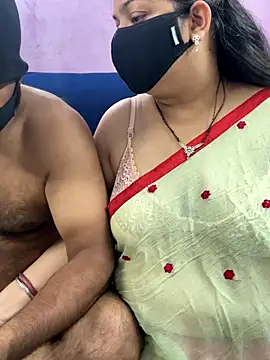 Snapshot of vinky05 chatting on September 11, 4:12 am vinky05 online show from September 11, 4:12 am