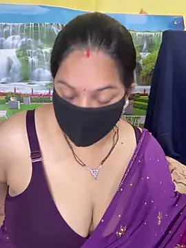 Snapshot of vinky05 chatting on September 23, 3:42 am vinky05 online show from September 23, 3:42 am