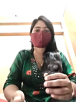 Magical Girl- online show from March 2, 8:38 am