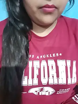 Snapshot of Love-Veronica chatting on July 3, 1:28 pm Love-Veronica online show from July 3, 1:28 pm