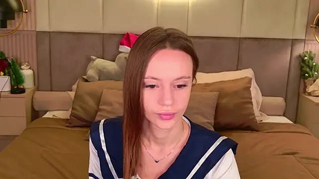Snapshot of RebeccaMartons chatting on January 7, 8:52 pm RebeccaMartons online show from January 7, 8:52 pm