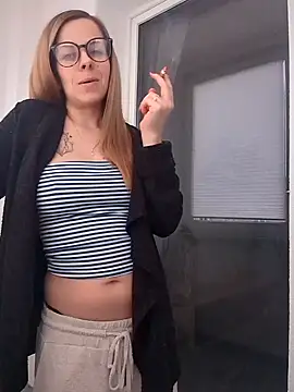 Snapshot of TerrasWildlife chatting on February 14, 4:31 pm TerrasWildlife online show from February 14, 4:31 pm