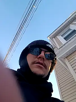 ChuckyyDee online show from December 23, 1:03 pm