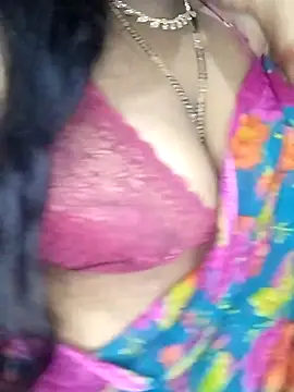 Sexy Radhikaa online show from January 7, 5:10 am