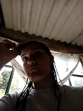 laura arias018 online show from February 25, 3:21 pm