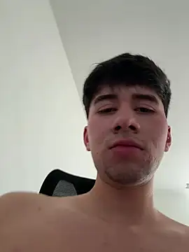 Whike Dark online show from April 8, 10:32 pm