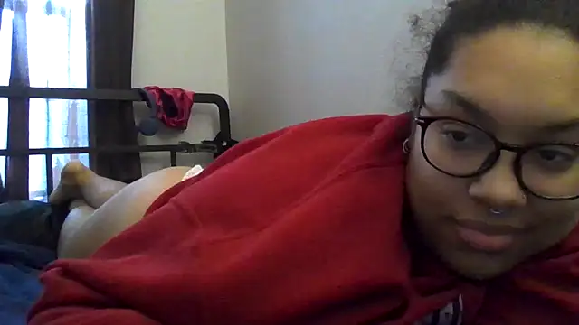 Snapshot of ariadxxx chatting on December 16, 4:49 pm ariadxxx online show from December 16, 4:49 pm